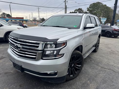 Used 2019 Chevrolet Tahoe LS image 2