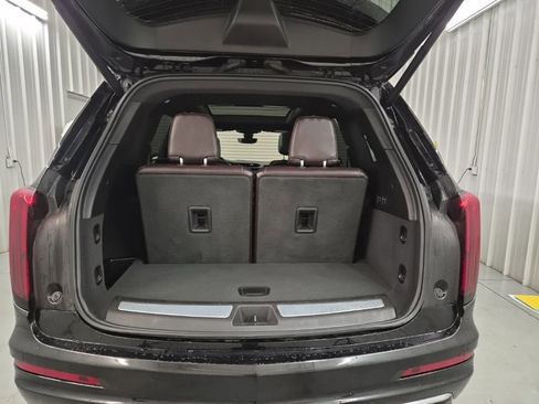 Used 2020 Cadillac XT6 Premium Luxury image 22