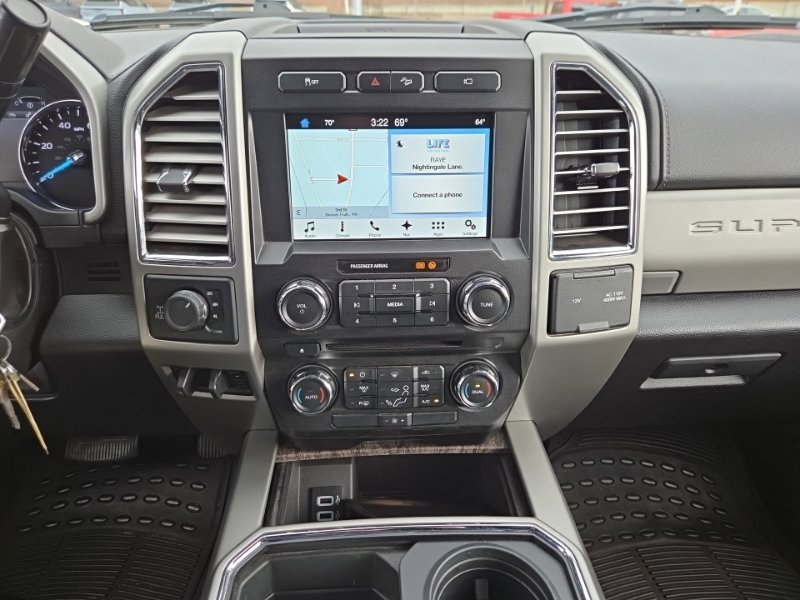 Used 2017 Ford F250 Lariat w/ Chrome Package AWD/4WD image 13