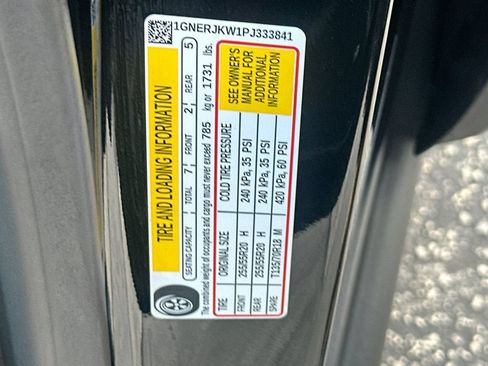 Certified 2023 Chevrolet Traverse RS FWD image 32