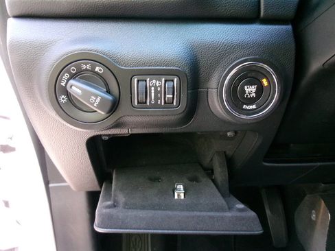 Used 2016 Maserati Ghibli RWD image 32