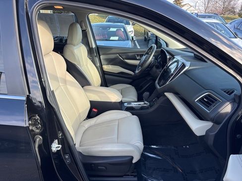 Used 2023 Subaru Ascent Limited image 9