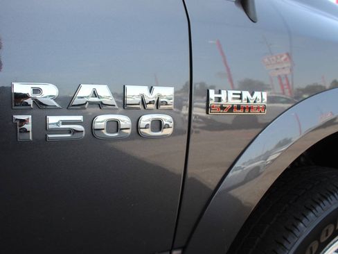 Used 2017 RAM 1500 Laramie w/ Convenience Group AWD/4WD image 36