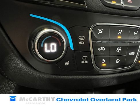 Used 2023 Chevrolet Equinox RS AWD/4WD image 22