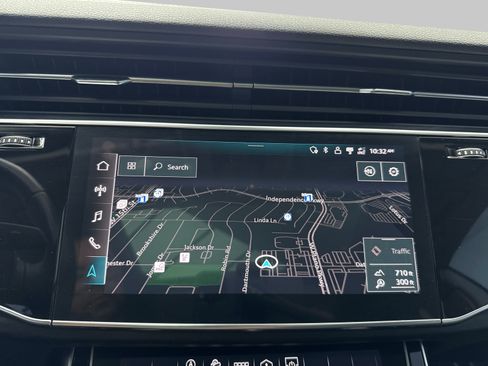 Used 2023 Audi Q8 Premium w/ Convenience Package AWD/4WD image 29