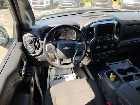 Used 2021 Chevrolet Silverado 1500 LT w/ Z71 Off-Road Package AWD/4WD image 8