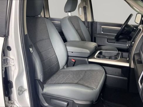 Used 2017 RAM 1500 Big Horn AWD/4WD image 26