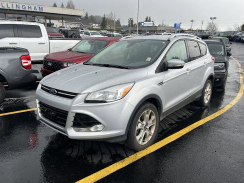 Used 2016 Ford Escape Titanium image 1