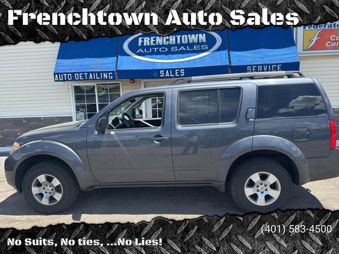 Used 2011 Nissan Pathfinder S AWD/4WD image 1