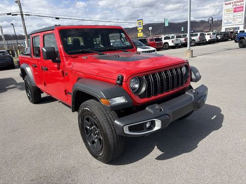 Used 2024 Jeep Gladiator Sport AWD/4WD image 3