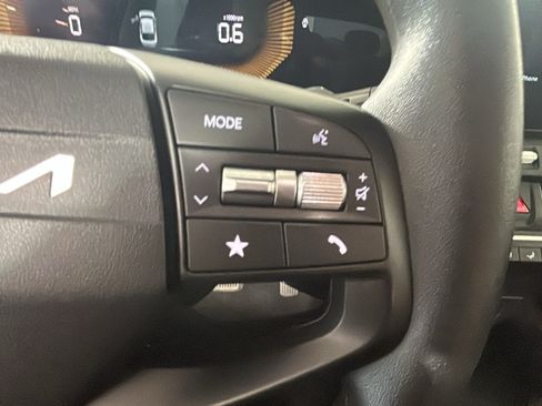 Used 2025 Kia K4 FWD image 16