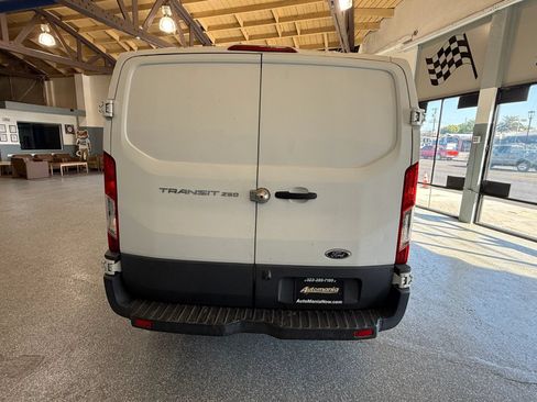 Used 2016 Ford Transit 250 130 Low Roof RWD image 6