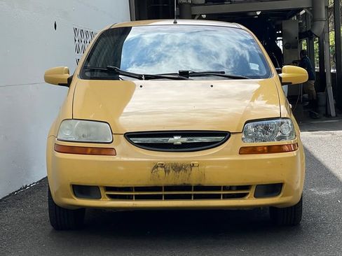 Used 2007 Chevrolet Aveo5 FWD image 2