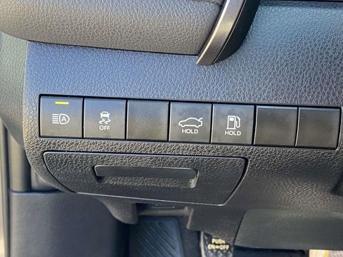 Used 2023 Toyota Camry SE w/ Convenience Package image 30