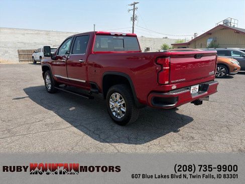 Used 2026 Chevrolet Silverado 3500 High Country w/ High Country Premium Package AWD/4WD image 5