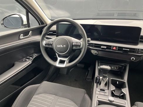 Used 2025 Kia K5 LXS image 15