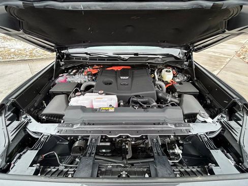 New 2026 Toyota Sequoia Platinum AWD/4WD image 28
