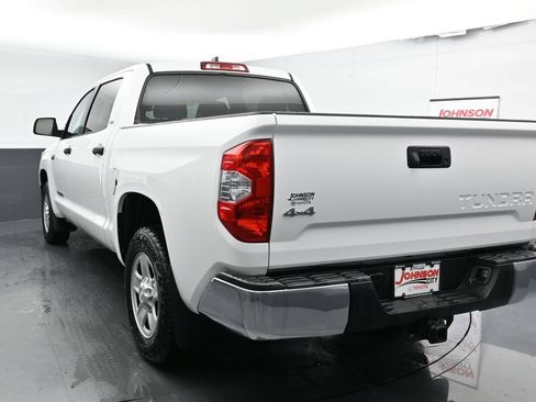Used 2021 Toyota Tundra SR5 w/ SR5 Upgrade Package AWD/4WD image 6