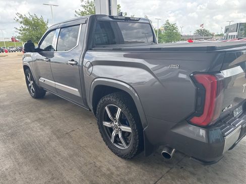 Used 2022 Toyota Tundra Capstone AWD/4WD image 15
