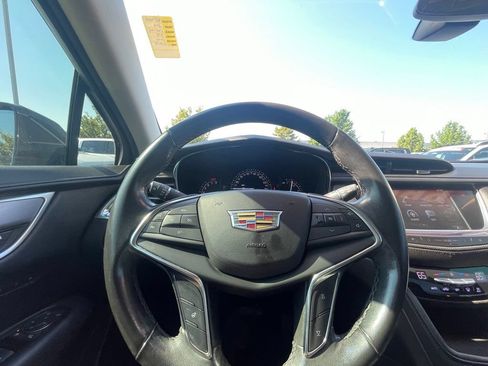 Used 2018 Cadillac XT5 Luxury AWD/4WD image 13