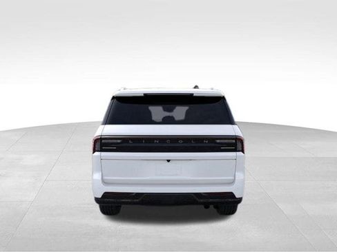 New 2026 Lincoln Navigator L Black Label AWD/4WD image 5