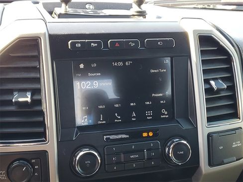 Used 2019 Ford F250 Lariat image 24