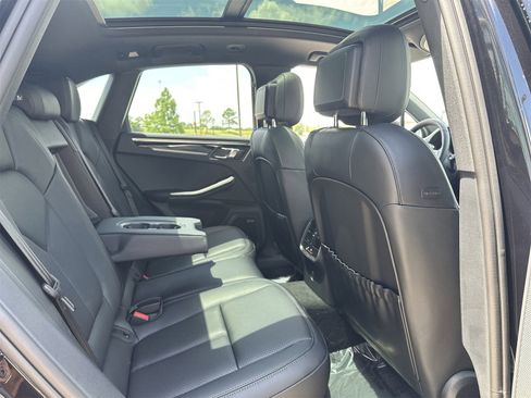 New 2025 Porsche Macan image 17