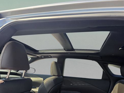 Certified 2024 Lexus RX 350 w/ Convenience Package image 19