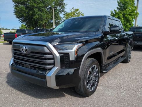 Used 2024 Toyota Tundra Limited AWD/4WD image 2