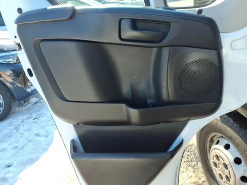 Used 2018 RAM ProMaster 2500 image 17