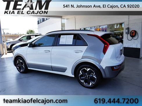 Certified 2023 Kia Niro Wave FWD image 7