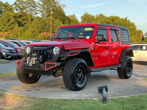 Used 2018 Jeep Wrangler Unlimited Sport S AWD/4WD image 17