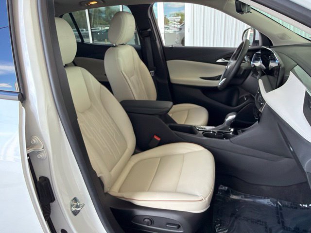 Used 2024 Buick Encore GX Avenir w/ Avenir Technology Package FWD image 20
