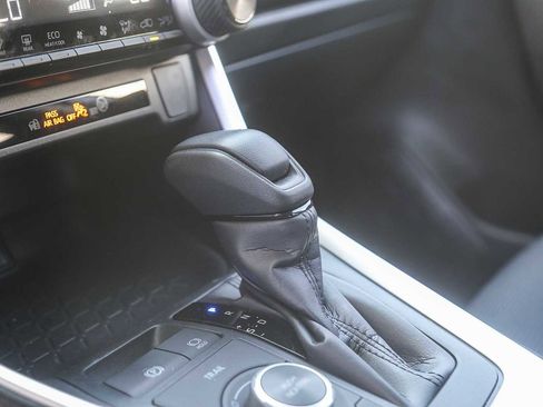 Used 2024 Toyota RAV4 LE image 19