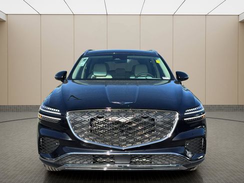 Used 2026 Genesis GV70 2.5T image 8