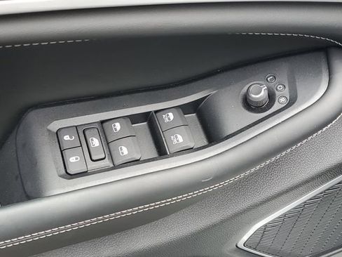 New 2026 Jeep Grand Cherokee Limited AWD/4WD image 17