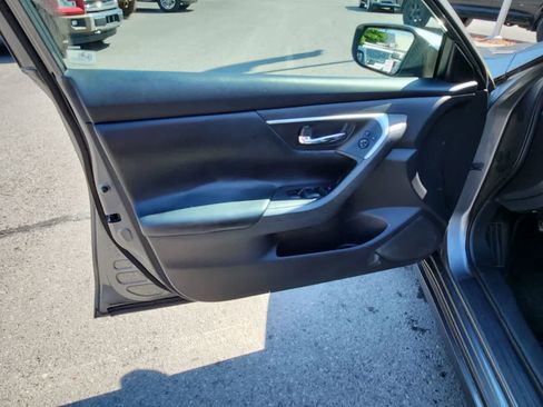 Used 2016 Nissan Altima 2.5 image 16