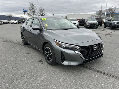 Used 2025 Nissan Sentra SV FWD image 1