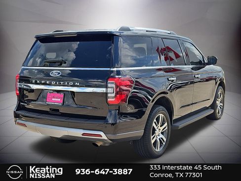 Used 2024 Ford Expedition Limited image 3