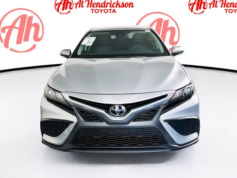 Used 2023 Toyota Camry SE FWD image 8