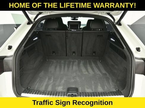 Used 2023 Audi SQ8 Prestige AWD/4WD image 38