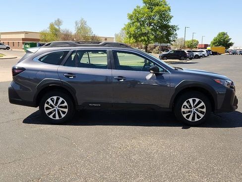 Certified 2025 Subaru Outback AWD/4WD image 5