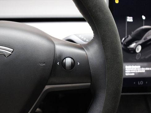 Used 2022 Tesla Model 3 Long Range image 18