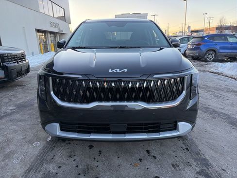 New 2026 Kia Carnival LX FWD image 3
