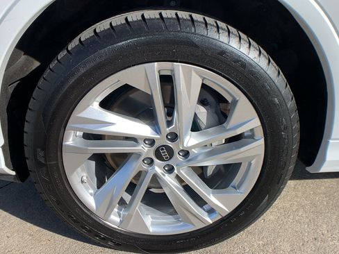 Used 2024 Audi Q7 3.0T Premium Plus image 7