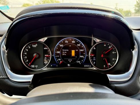 Used 2023 Chevrolet Traverse Premier image 26