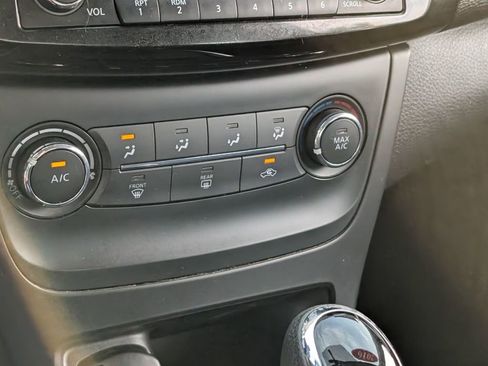 Used 2016 Nissan Sentra SV FWD image 20