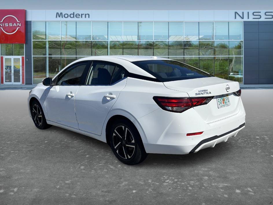 Certified 2025 Nissan Sentra SV FWD image 7