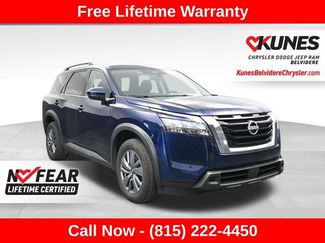 Used 2025 Nissan Pathfinder SV FWD video 1