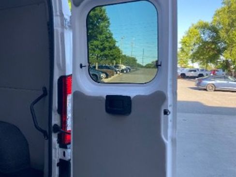 Used 2022 RAM ProMaster 1500 FWD image 8